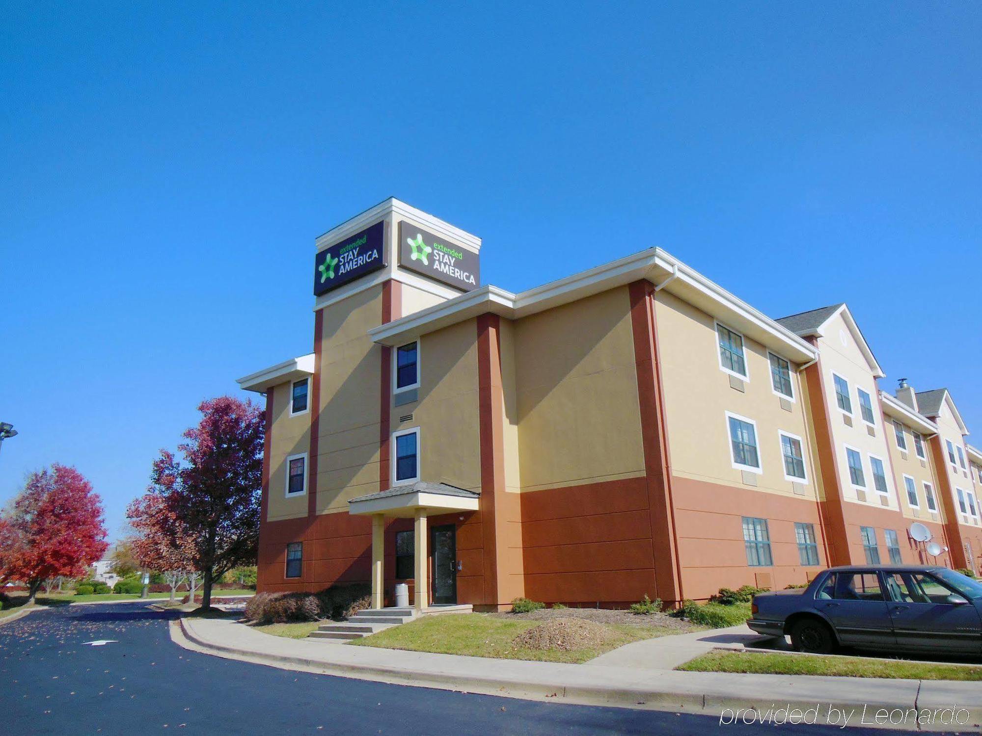 Extended Stay America Suites - Washington Dc Germantown Milestone Exterior photo